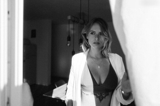 Kim Denise Lang Leaked Nude OnlyFans (Photo 13)