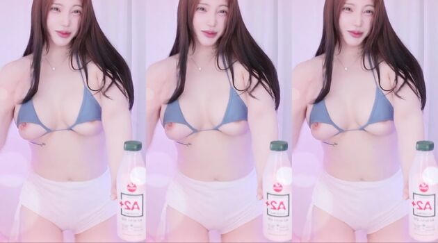 Kim Yun Jeong Leaked Nude OnlyFans (Photo 59)