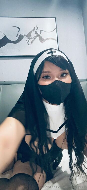 kimnextd00r Leaked Nude OnlyFans (Photo 15)