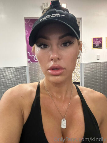 Kindly Myers Leaked Nude OnlyFans (Photo 588)