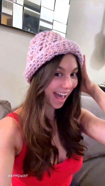 Kira Kosarin
