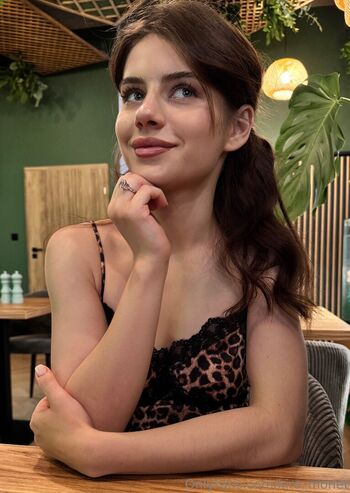 kira_monet