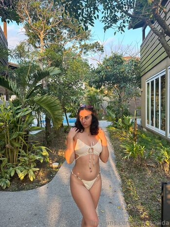 kira_oneida Leaked Nude OnlyFans (Photo 11)