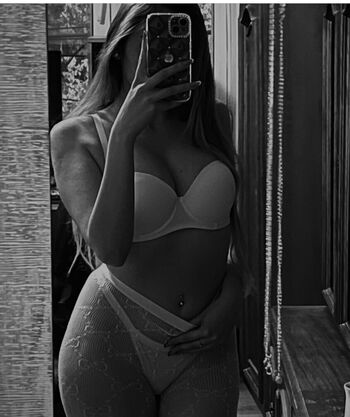 Kirsty Stroud