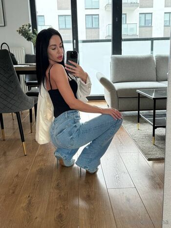 kitana_free