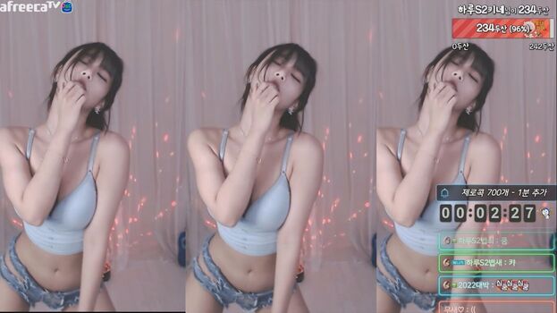 Korean BJ Leaked Nude OnlyFans (Photo 23)