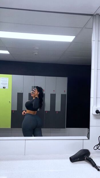 kristine_199_