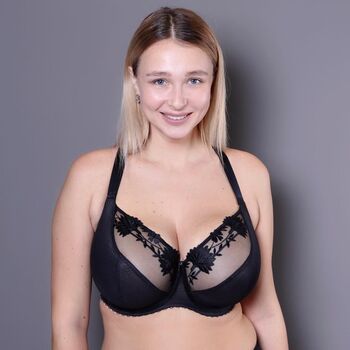 Ksenia Zorina