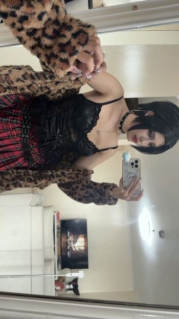 Kura Onee-san Leaked Nude OnlyFans (Photo 261)