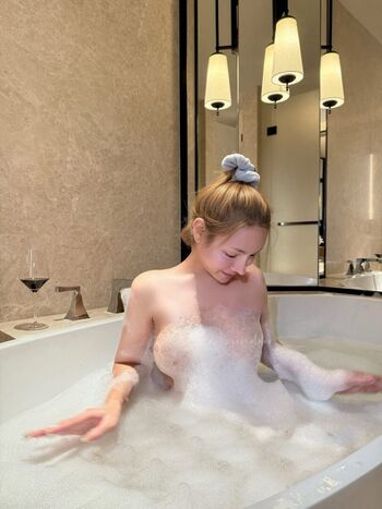 Kwangreindeer Leaked Nude OnlyFans (Photo 18)