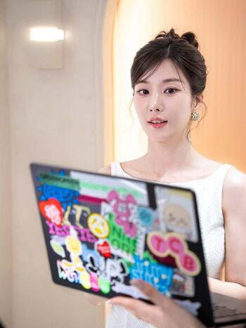 Kwon Eunbi Leaked Nude OnlyFans (Photo 19)