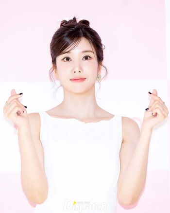Kwon Eunbi Leaked Nude OnlyFans (Photo 24)