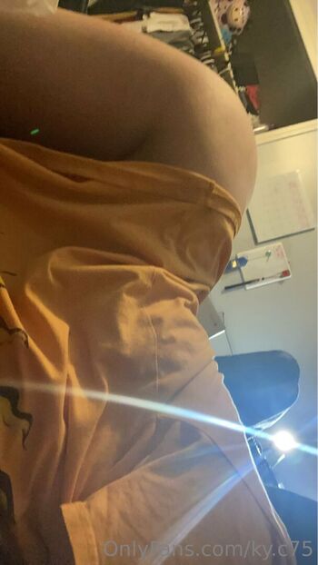 ky.c75 Leaked Nude OnlyFans (Photo 25)
