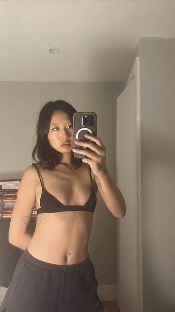 Kylie Cheung Leaked Nude OnlyFans (Photo 4)