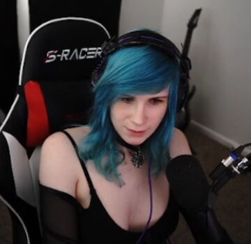 Kyliebitkin Leaked Nude OnlyFans (Photo 7)