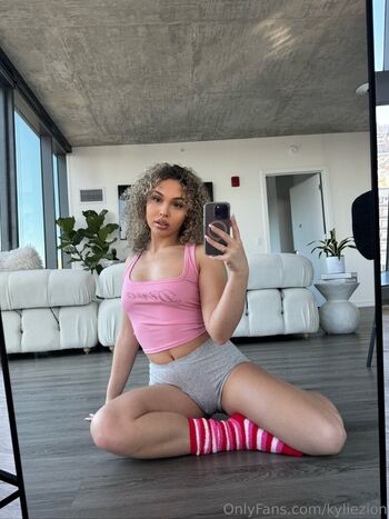 kyliezion Leaked Nude OnlyFans (Photo 82)