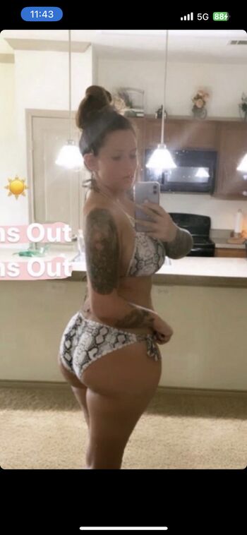 Kymicals Leaked Nude OnlyFans (Photo 2)