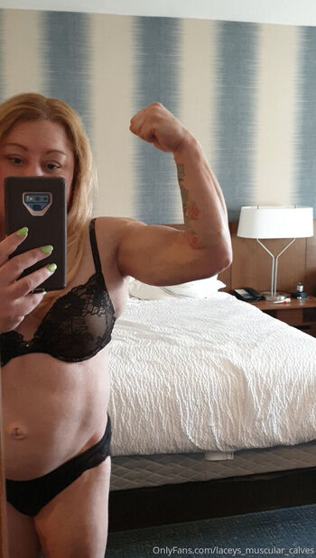 laceys_muscular_calves Leaked Nude OnlyFans (Photo 22)