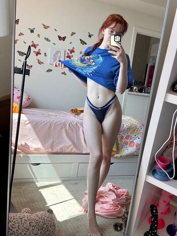 lanieluxx Leaked Nude OnlyFans (Photo 2)