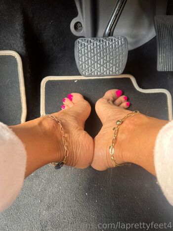 laprettyfeet4