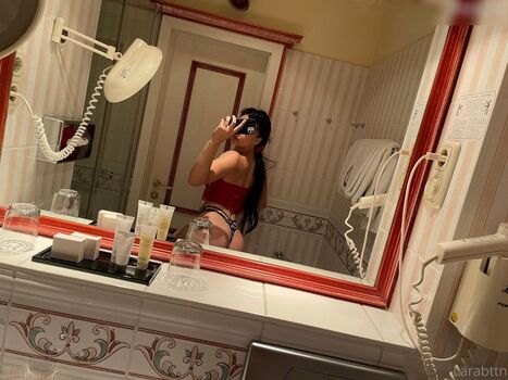 Lara Bttn