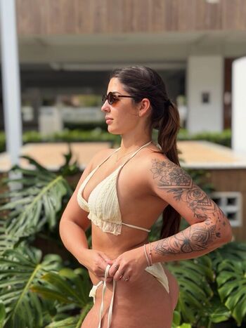 Lara Castro Leaked Nude OnlyFans (Photo 21)