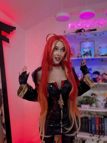 larapechika Leaked Nude OnlyFans (Photo 11)
