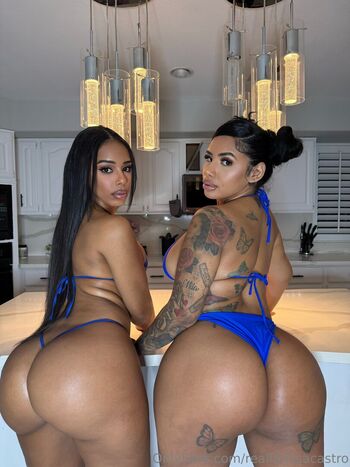 Larissa Castro Leaked Nude OnlyFans (Photo 18)
