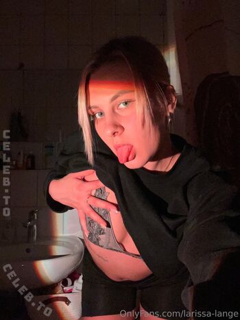 Larissa Lange