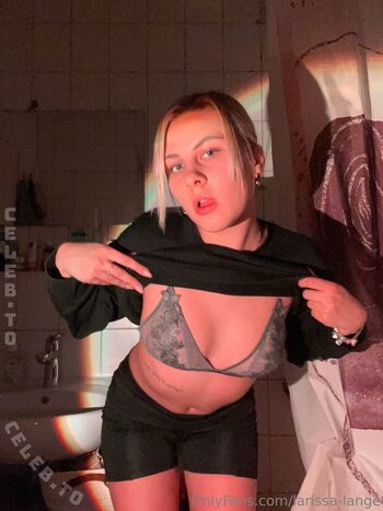 Larissa Lange