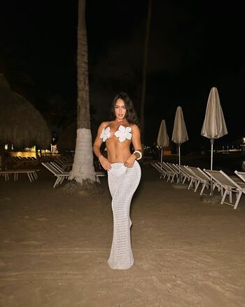 Larissa Santos Leaked Nude OnlyFans (Photo 39)