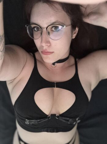 Larissa Trishelle Leaked Nude OnlyFans (Photo 26)