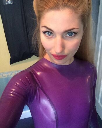 Latex Fetish Leaked Nude OnlyFans (Photo 175)