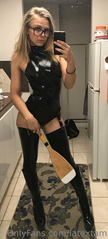 latextam Leaked Nude OnlyFans (Photo 15)