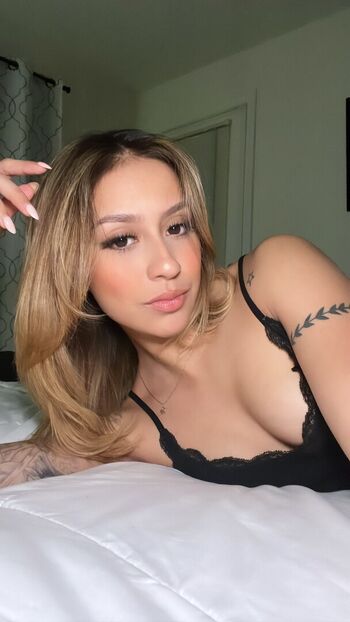 Latina Beauties Leaked Nude OnlyFans (Photo 69)