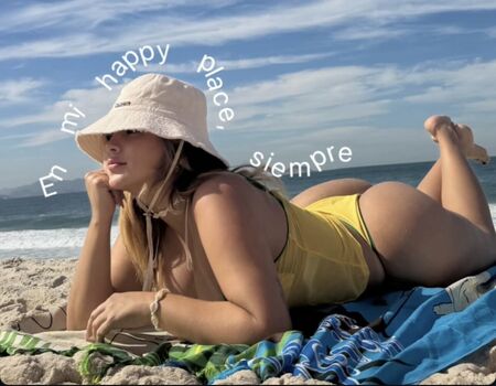 Laura Buitrago Leaked Nude OnlyFans (Photo 6)