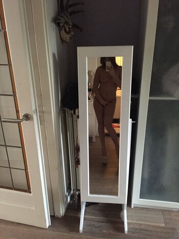 Laura Ponticorvo Leaked Nude OnlyFans (Photo 16)