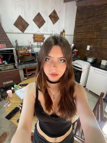 Laurakatsz Leaked Nude OnlyFans (Photo 7)
