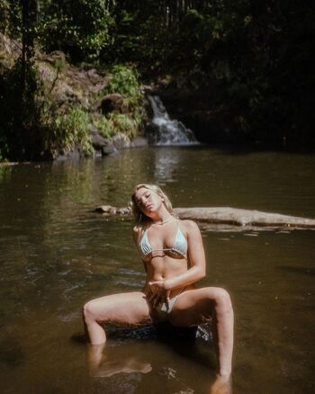 Lauren Brooks Leaked Nude OnlyFans (Photo 22)