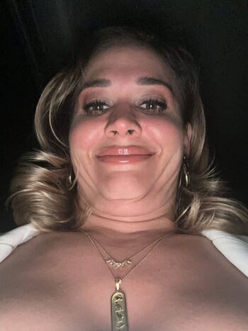 Lauren Compton