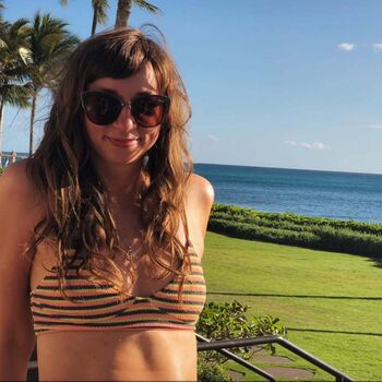 Lauren Lapkus Leaked Nude OnlyFans (Photo 29)
