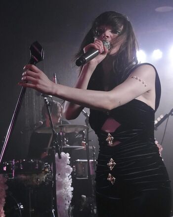 Lauren Mayberry