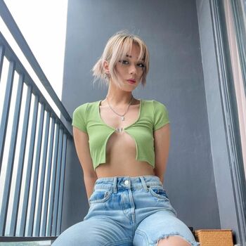 Lawcombe Leaked Nude OnlyFans (Photo 2)