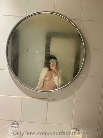 laylalatifa Leaked Nude OnlyFans (Photo 25)