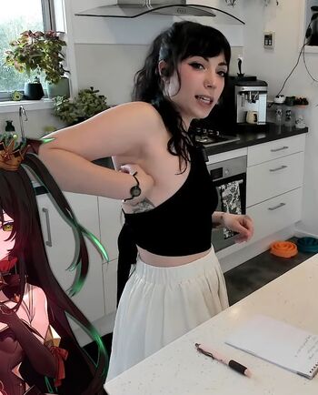 Layna Lazar