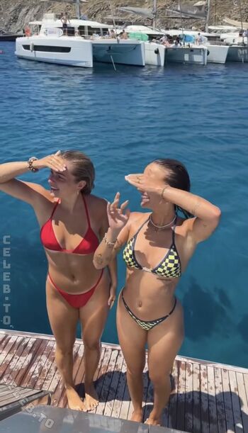 Lea Breuer Leaked Nude OnlyFans (Photo 20)