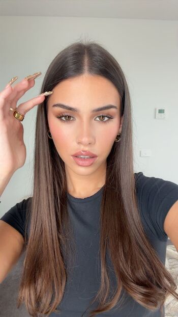 Leah Halton