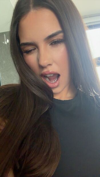 Leah Halton