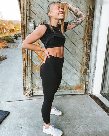 Leawolff Leaked Nude OnlyFans (Photo 60)