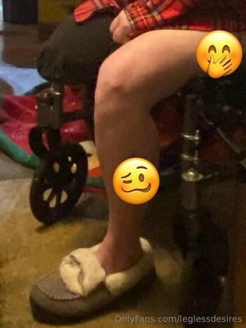 leglessdesires Leaked Nude OnlyFans (Photo 8)